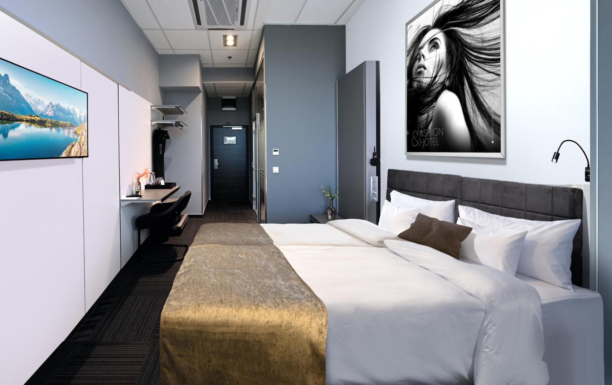 Fashion City Hotel Superior Budapest Exteriör bild