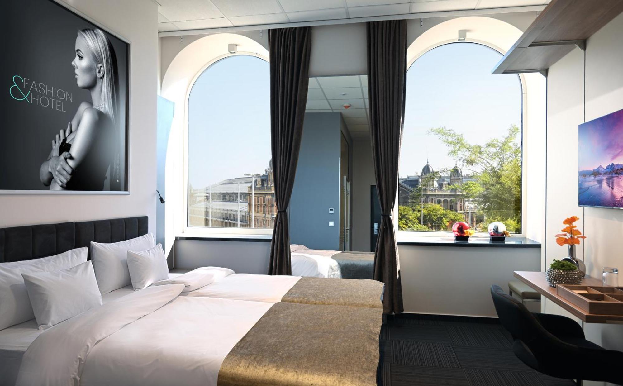 Fashion City Hotel Superior Budapest Exteriör bild